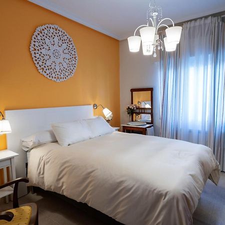 דירות Caces Casa Angel מראה חיצוני תמונה